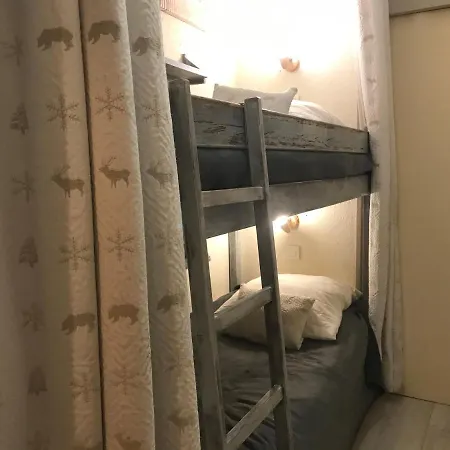 Au Bonheur: Ski-in/ski-out At Praloup 1600 * Pra Loup